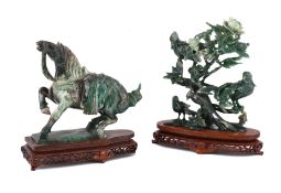 A CHINESE SERPENTINE JADE CARVING OF PHEASANT, 20TH CENTURY