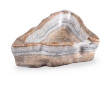 A LARGE BANDED MEXICAN ONYX BOWL OR BIRDBATH OF IRREGULAR TRIFORM, 20TH CENTURY