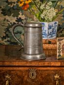 A RARE CHARLES II FLAT LID PEWTER FLAGON, YORKSHIRE, CIRCA 1675-1685
