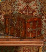 Y A WILLIAM & MARY KINGWOOD OYSTER, ROSEWOOD AND GILT METAL MOUNTED COFFRE FORT OR STRONGBOX