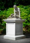 AFTER THE ANTIQUE, A COMPOSITION FIGURE OF THE YOUNG WOMAN PLAYING KNUCKLEBONES, 20TH CENTURY