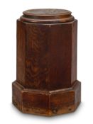 AN OAK OCTAGONAL SCULPTURE PEDESTAL, FIRST HALF 19TH CENTURY