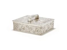 A VICTORIAN SILVER MOUNTED RECTANGULAR TABLE BOX, A. & J. ZIMMERMAN LTD., BIRMINGHAM 1899
