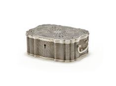 A CHINESE EXPORT SILVER AND PARCEL GILT SHAPED OBLONG FILIGREE BOX, UNMARKED, QING DYNASTY