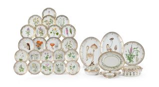 ROYAL COPENHAGEN, FLORA DANICA, A PART DINNER SERVICE, MODERN