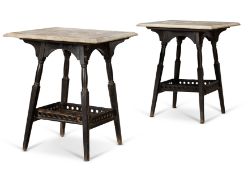 A PAIR OF EBONISED AND WHITE MARBLE OCCASIONAL TABLES, LATE 19TH / EARLY 20TH CENTURY