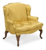 A WILLIAM & MARY WALNUT AND SILK DAMASK UPHOLSTERED SETTEE, CIRCA 1690