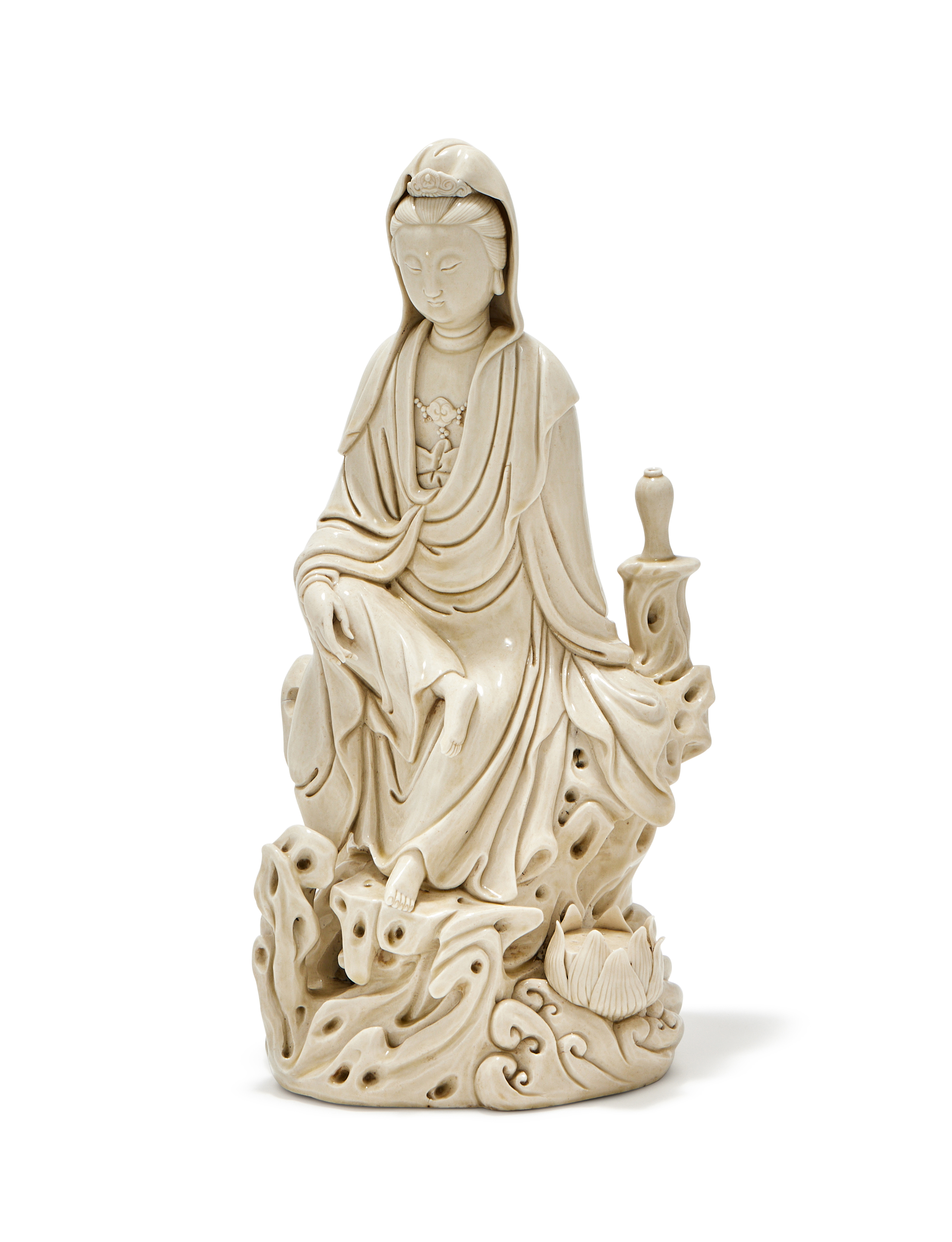 A Chinese dehua figure of guanyin, 17th century
