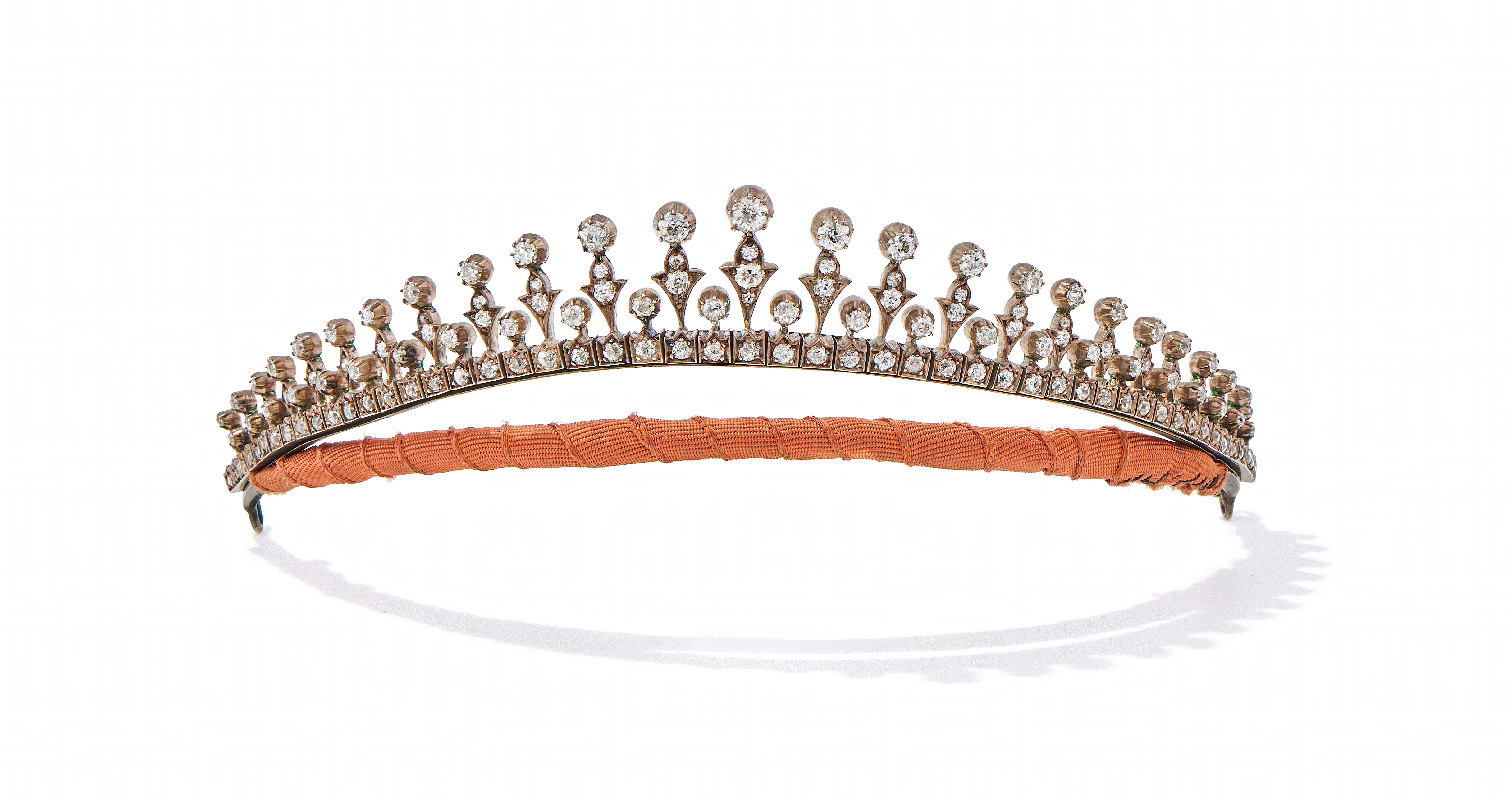 A LATE VICTORIAN DIAMOND NECKLACE / TIARA, CIRCA 1900