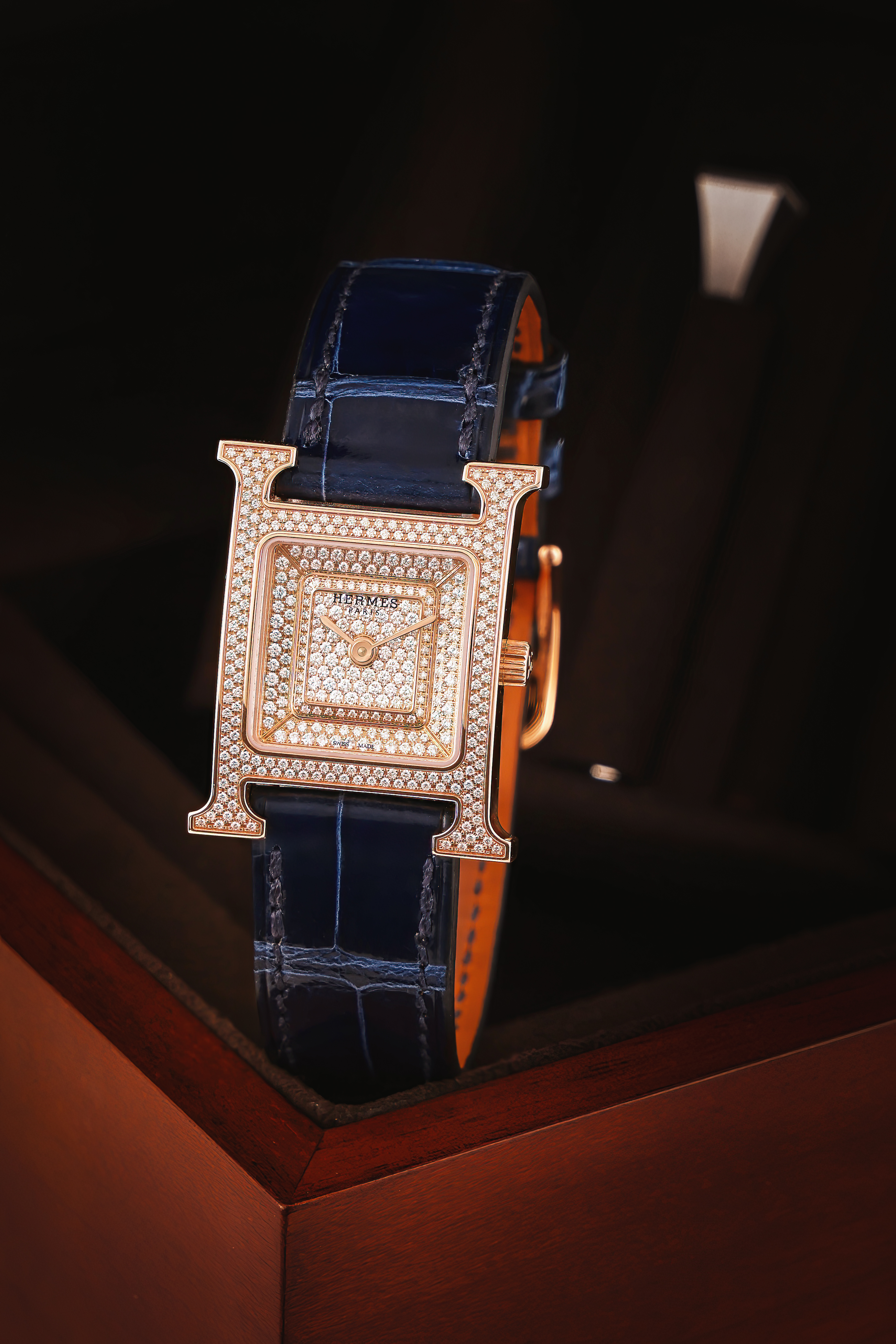 HERMÈS, HEURE H PM, REF. HH4.73, A LADY'S 18 CARAT GOLD AND DIAMOND WRISTWATCH