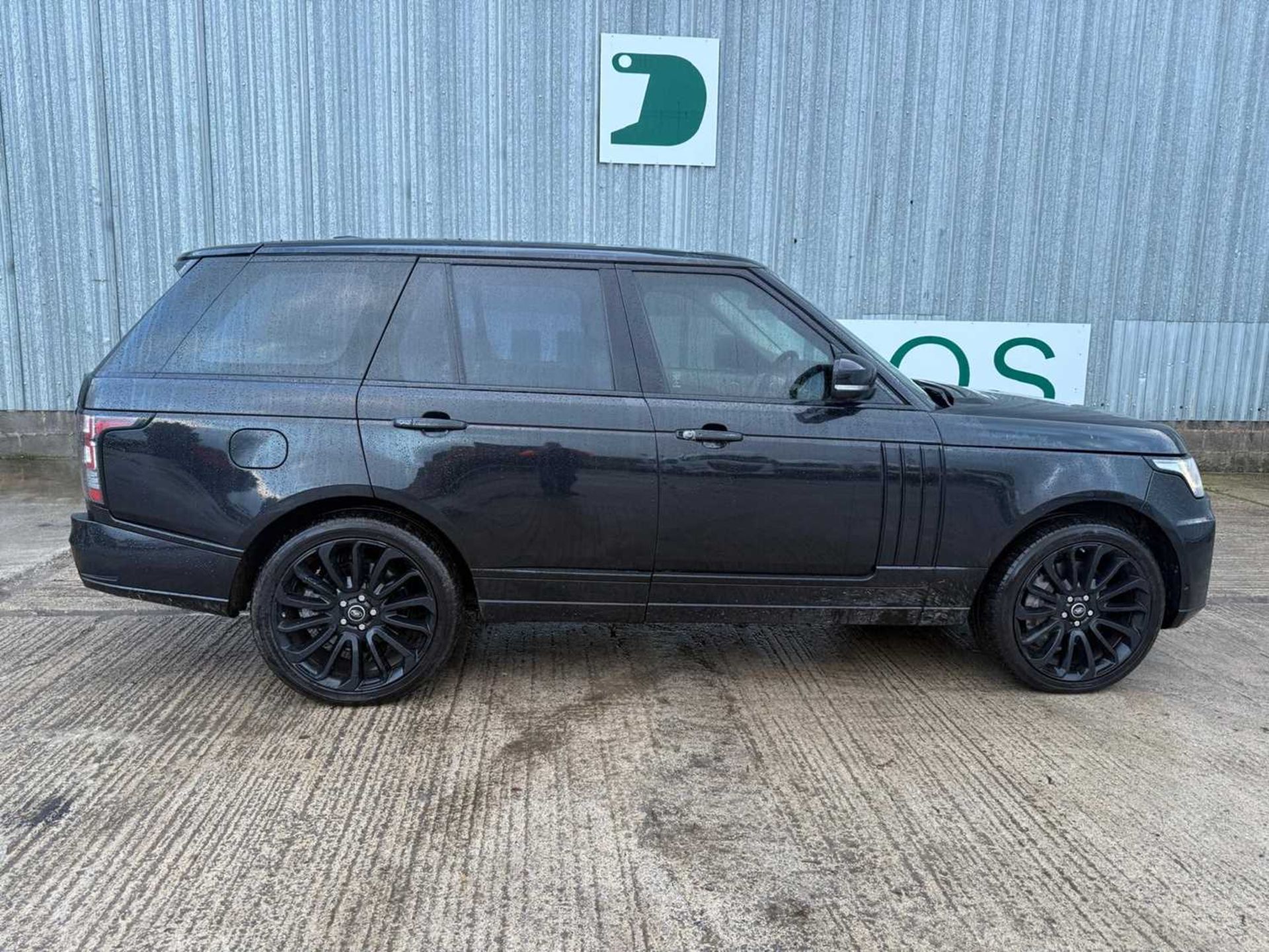2013 Range Rover Autobiography , Auto-B SDV8, 4.4D Start/ Stop, Climate Control , Sat Nav, Blue toot - Image 6 of 32