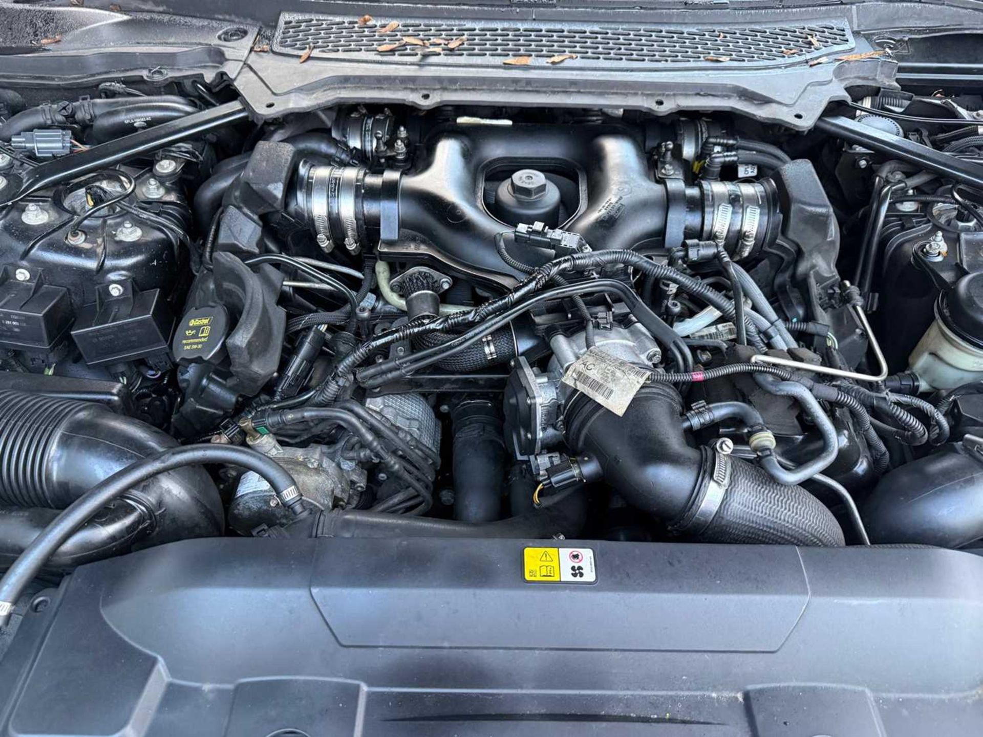 2013 Range Rover Autobiography , Auto-B SDV8, 4.4D Start/ Stop, Climate Control , Sat Nav, Blue toot - Image 30 of 32