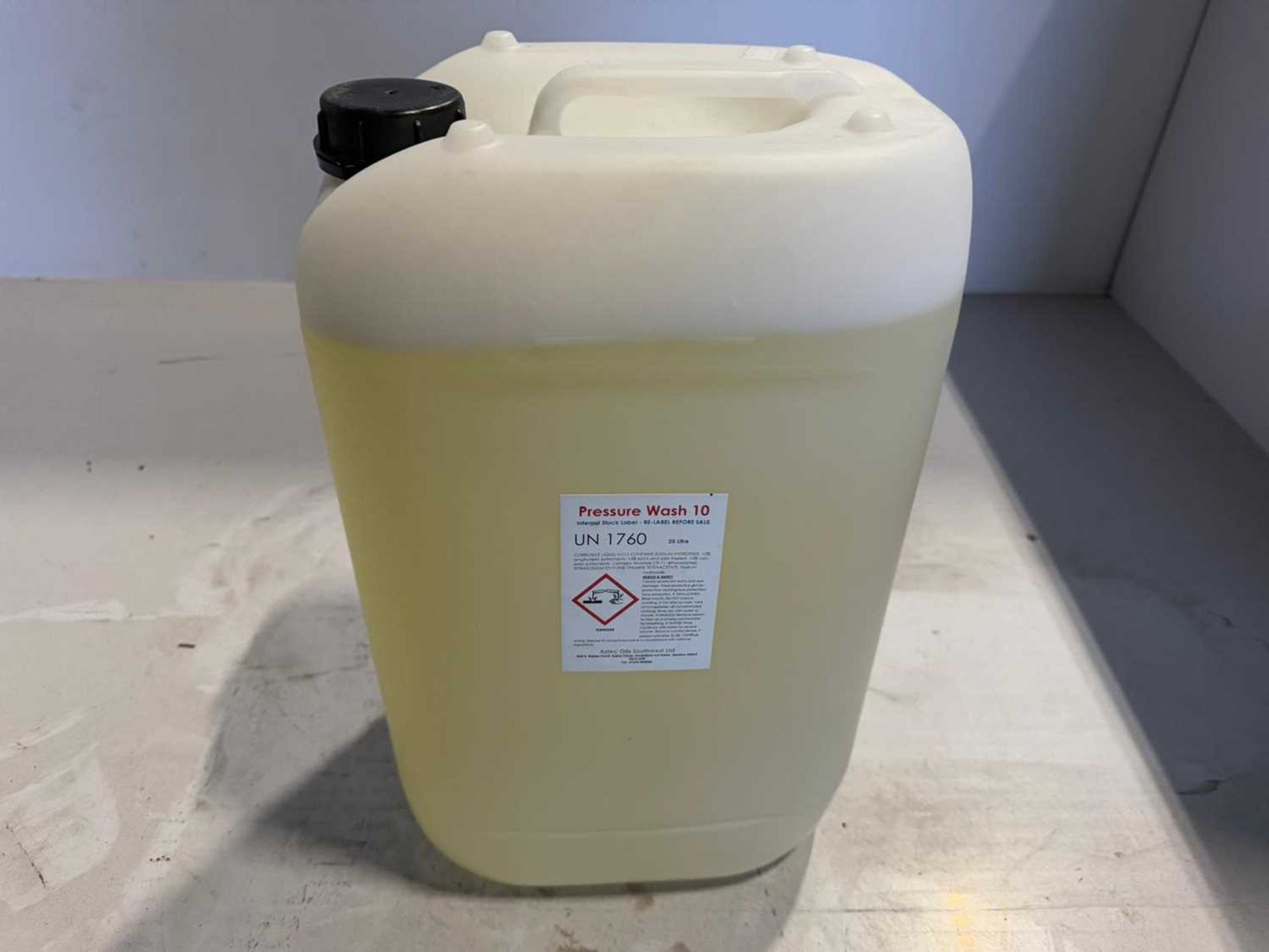 Unused Pressure Wash Cleaner 10 Traffic Film Remover - Image 5 of 5