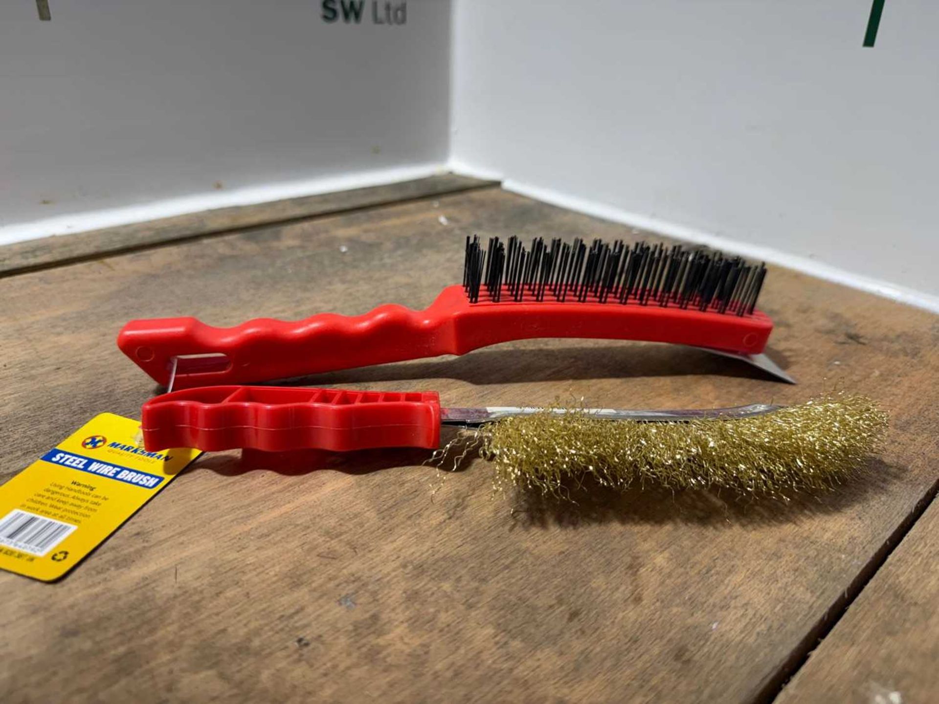 Unused Crate Of Misc Tools, Double Face Hammer, Electric 4.5" Angle Grinder, 2 Wire Brushes, Fencing - Image 5 of 8