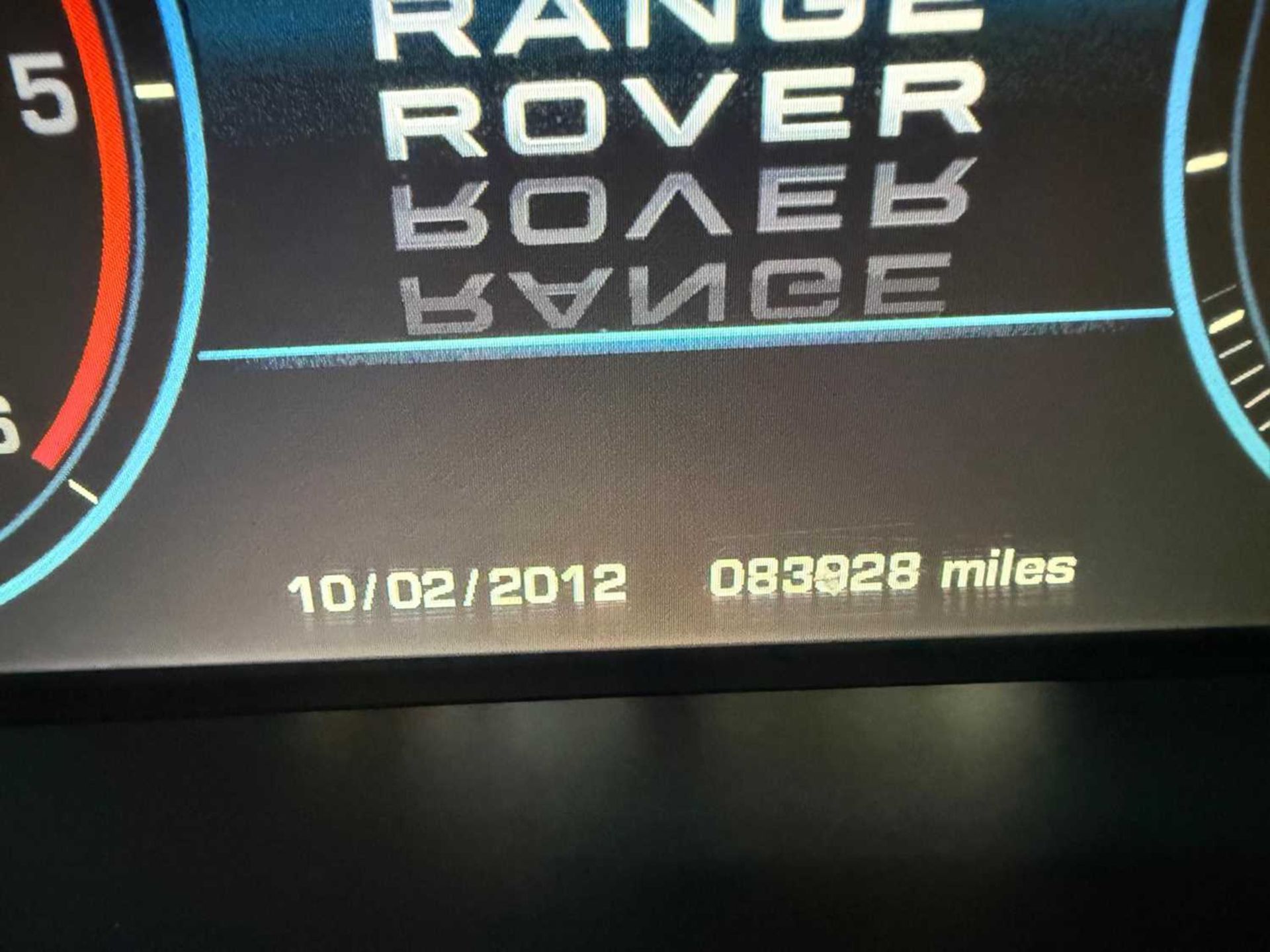 2013 Range Rover Autobiography , Auto-B SDV8, 4.4D Start/ Stop, Climate Control , Sat Nav, Blue toot - Image 16 of 32