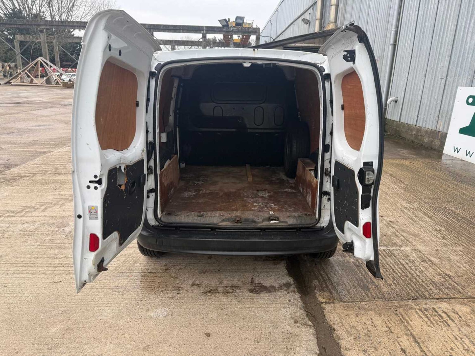 2015 Renault Kangoo Van MI 19 DCI, 1.5D 5 Speed, A/C, R-Link Radio, Bluetooth (Reg Docs Available, T - Image 13 of 26
