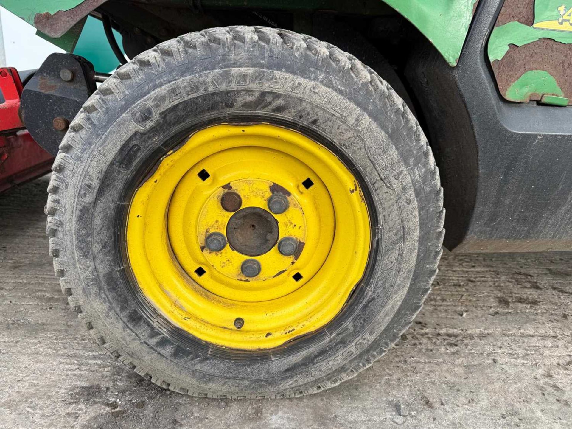 2013 John Deere 1445 Ride On Lawn Mower With flail Head - Image 11 of 21