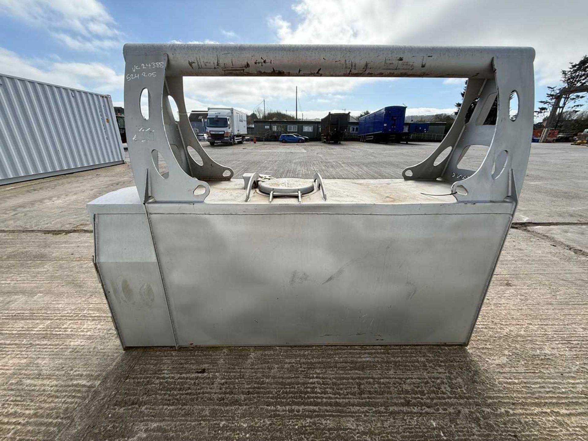 Used Site Fuel Tank Bowser - Image 2 of 11