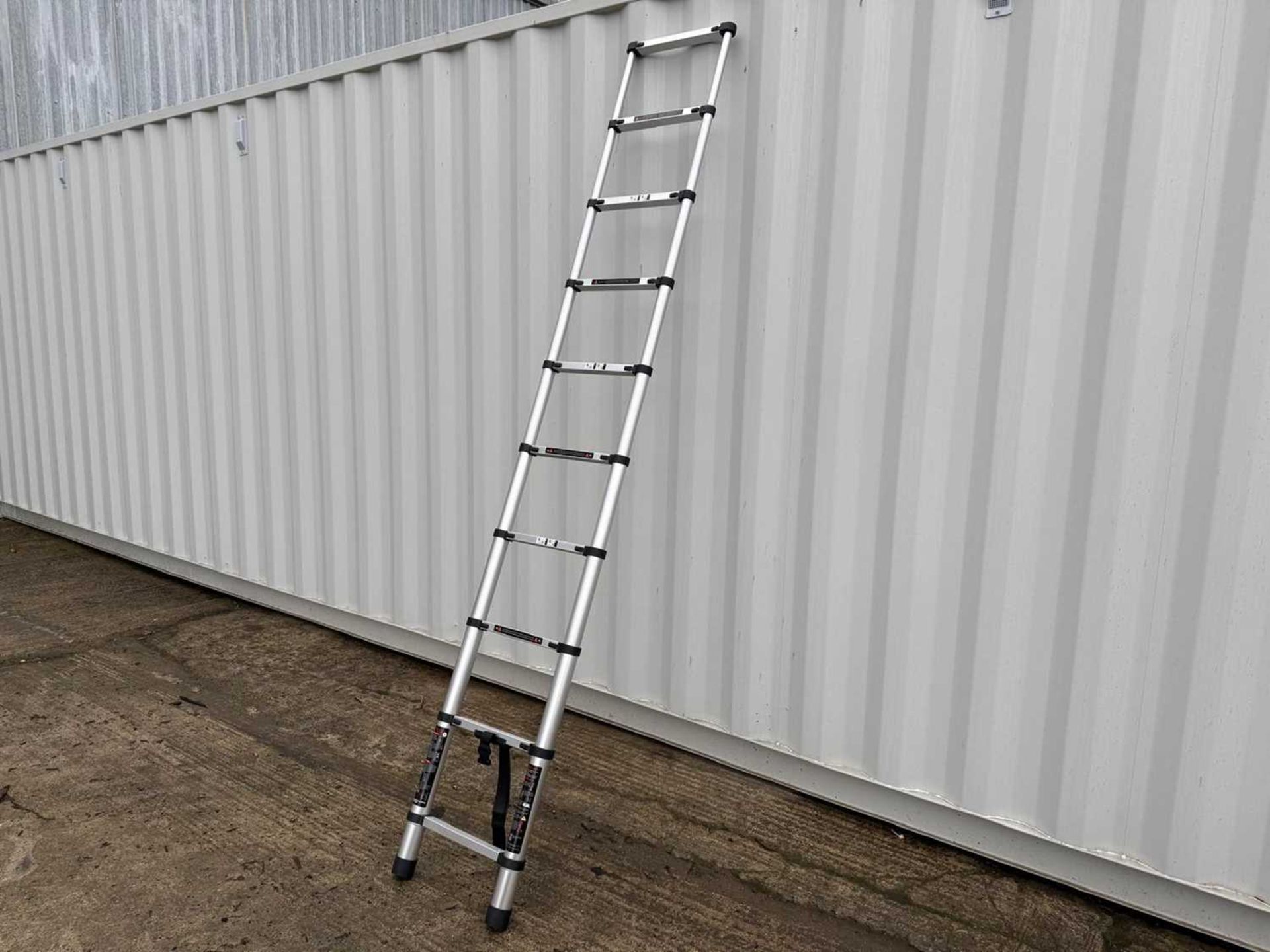 Unused 2.9M Telescopic 10 Rung Ladder 150KG Unused 2.9m Telescopic ...