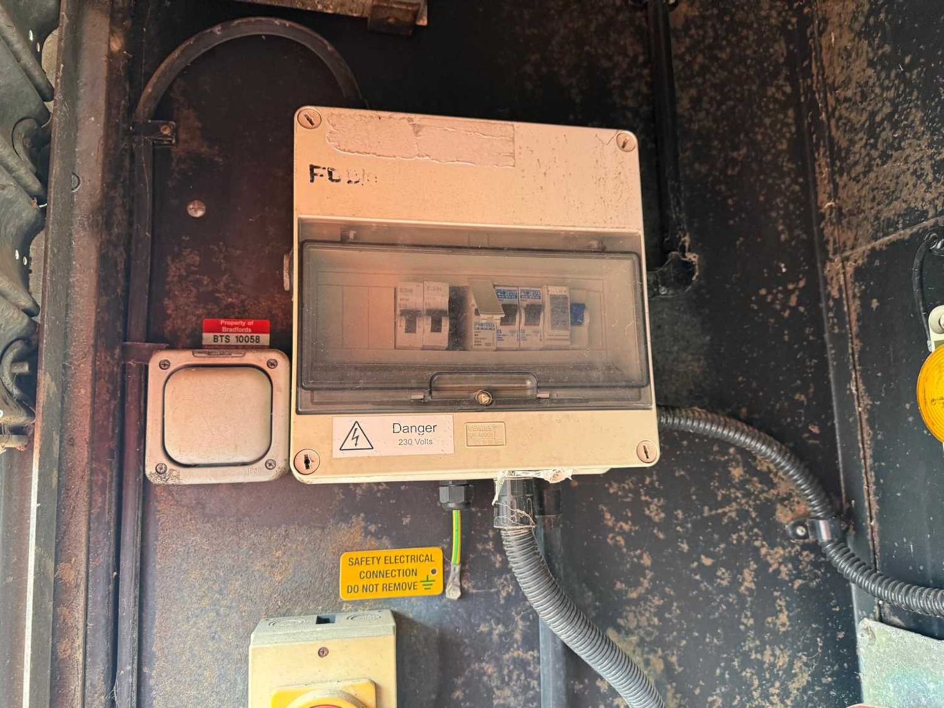 Used Bunded Duel Fuel Tank With Two Delivery Pumps, Alarm , Eclectic's, Tank 1 Capacity, 14,622 Ltrs - Image 16 of 17