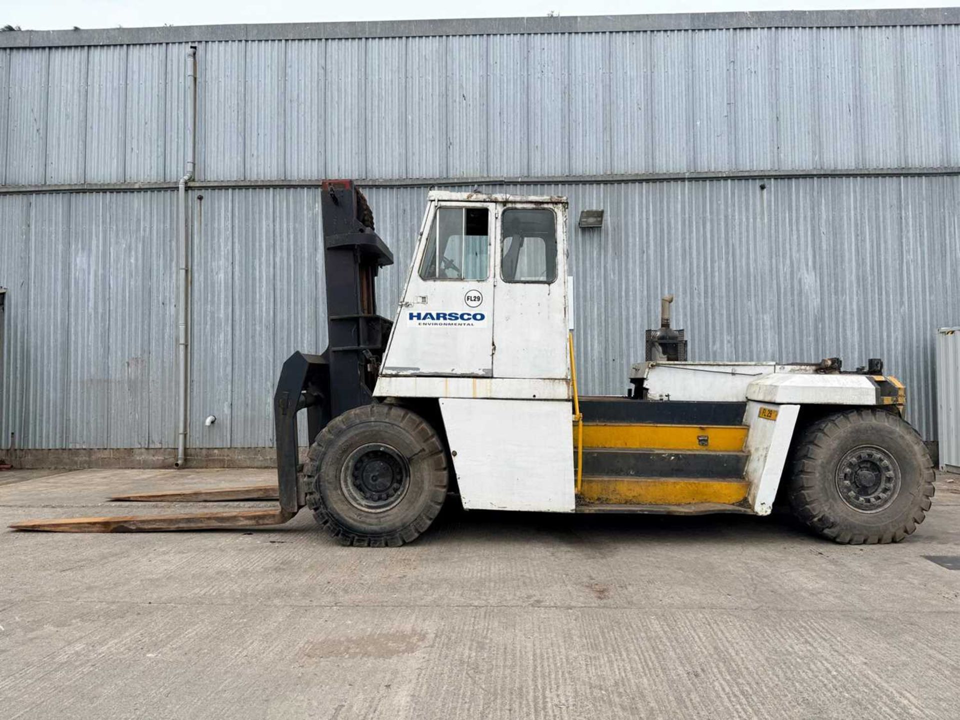 Lansing Henley Hermes 40T FLT, Dual Wheels, - Image 3 of 35