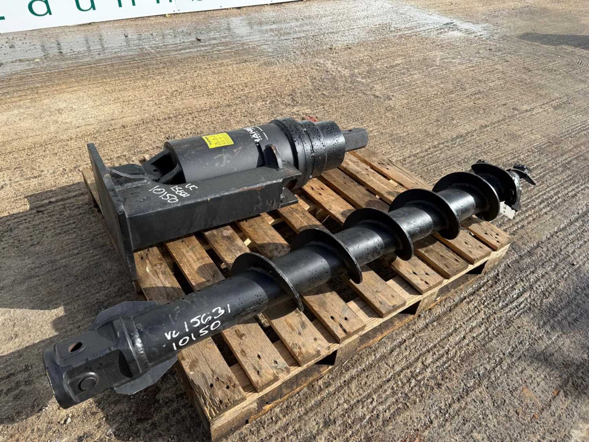 Unused Haner HEB 10000A Hydraulic Auger & 200MM Flight