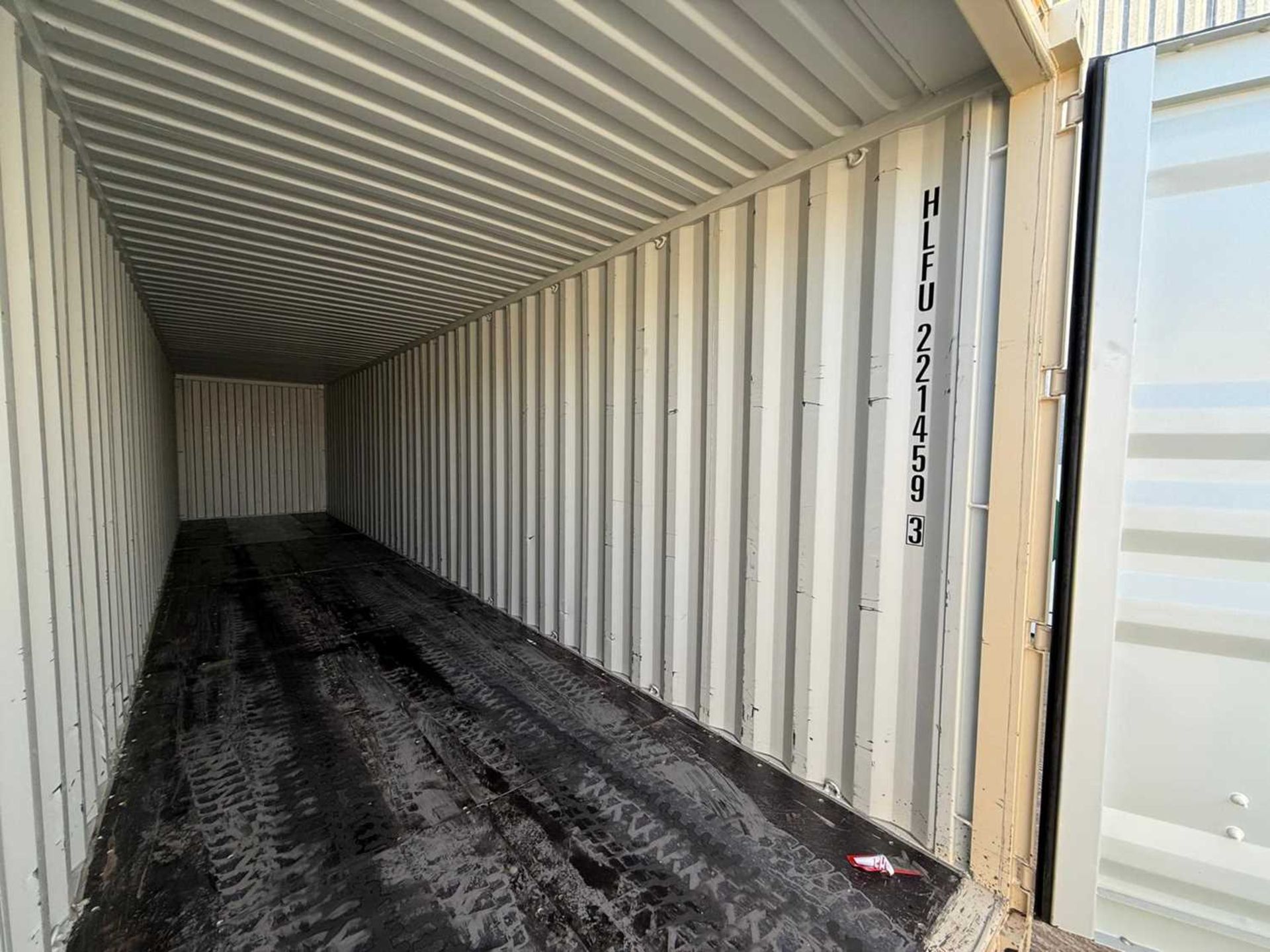 40 Ft HC Container 1 Opening On End - Image 8 of 10