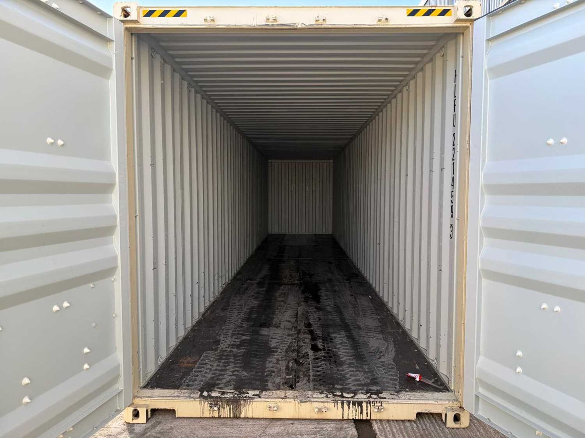 40 Ft HC Container 1 Opening On End - Image 6 of 10
