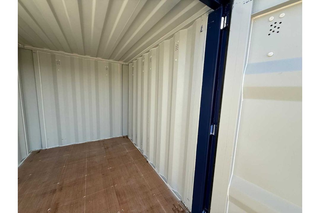 Unused 8' Shipping Container, (Pad Lock Included) - Image 11 of 12