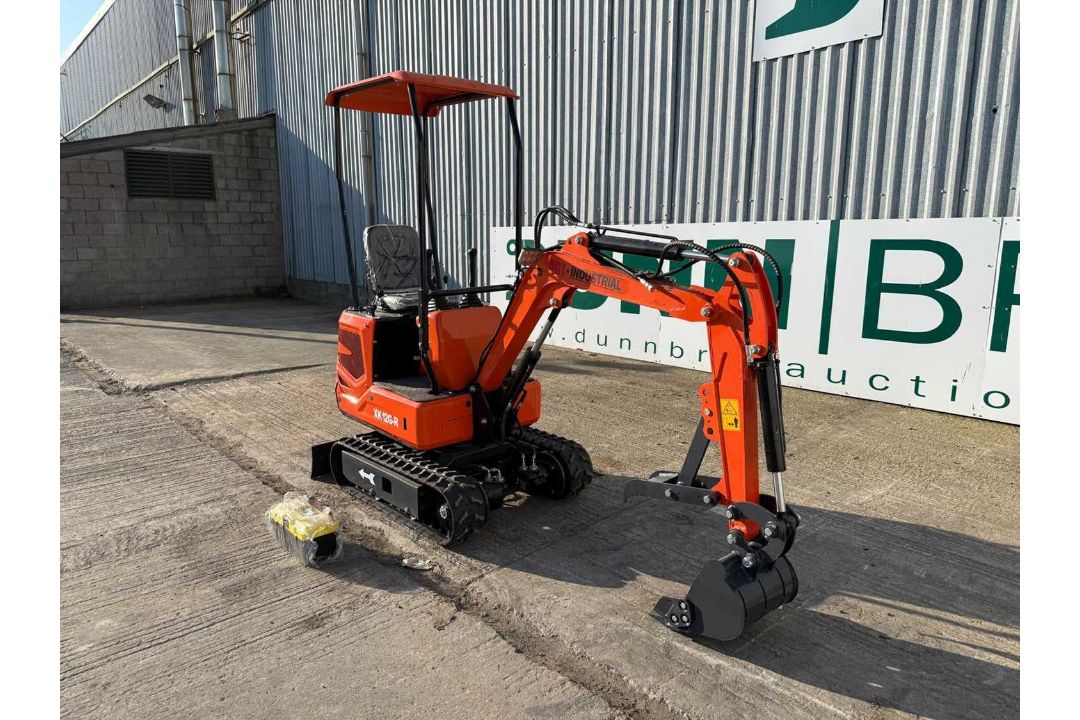 Unused 2026 AGT XK12G-R Mini Excavator With Blade, Canopy, Bucket & Manual Thumb, Aux Hoses, Petrol. - Image 6 of 36