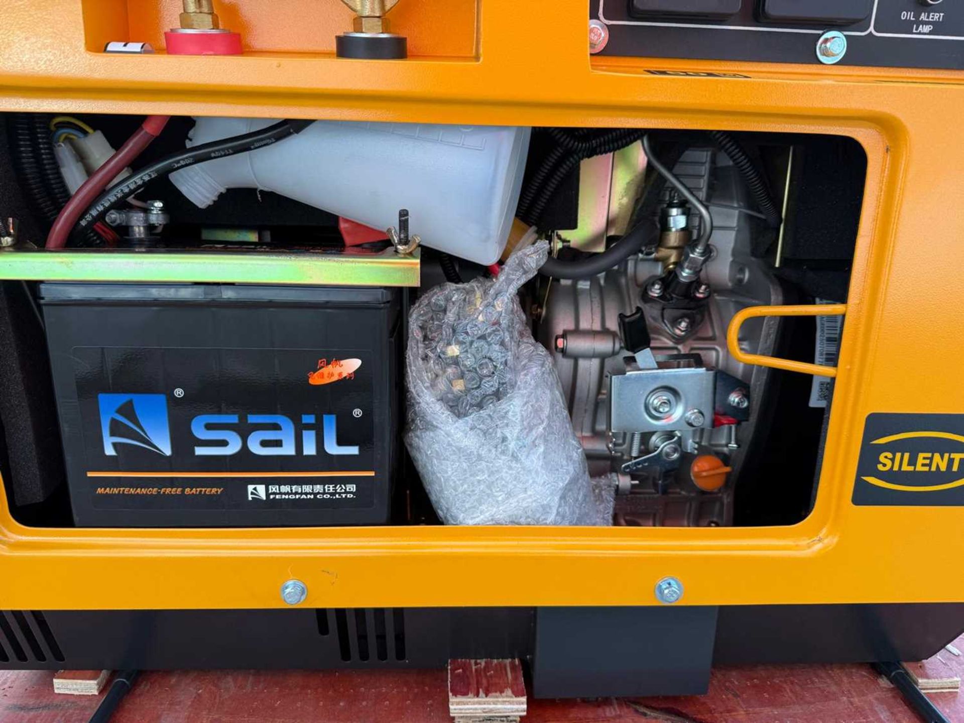 Unused Kama 5.5KW KDE6500TW Air Cooled Diesel Silent Generator & Welder. - Image 6 of 8