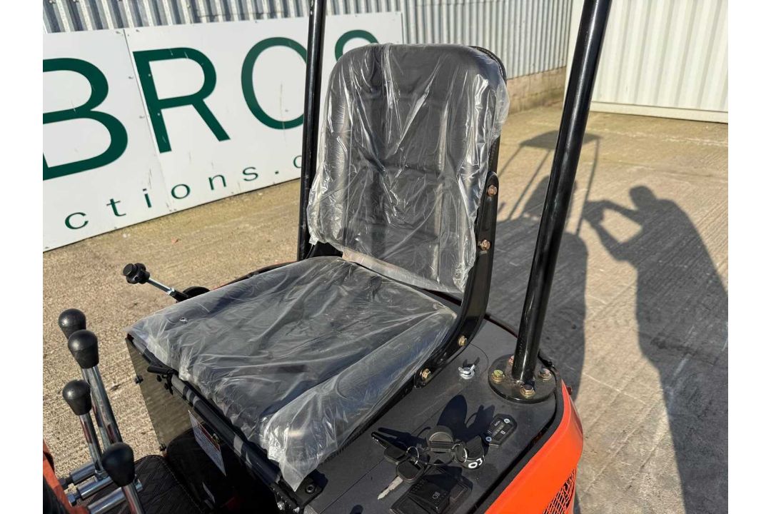 Unused 2026 AGT XK12G-R Mini Excavator With Blade, Canopy, Bucket & Manual Thumb, Aux Hoses, Petrol. - Image 24 of 36