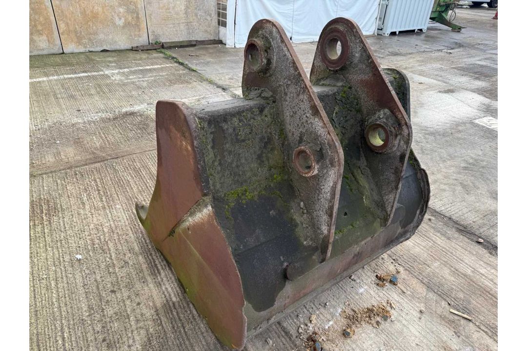 62" Bulk Bucket On 110MM Pins To Suit 30 - 50T Excavator - Image 6 of 6