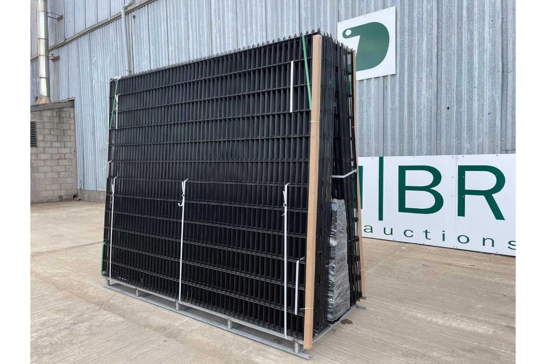 Unused Security Fencing 200M H/D 6mm Double Wire 65 Panels 3m x 2.4M, 66 Posts 60mmx 60mm (Black) (S - Image 3 of 13