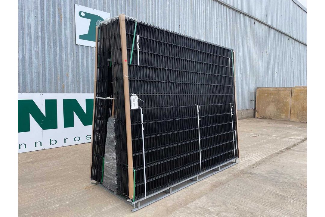 Unused Security Fencing 200M H/D 6mm Double Wire 65 Panels 3m x 2.4M, 66 Posts 60mmx 60mm (Black) (S - Image 1 of 13