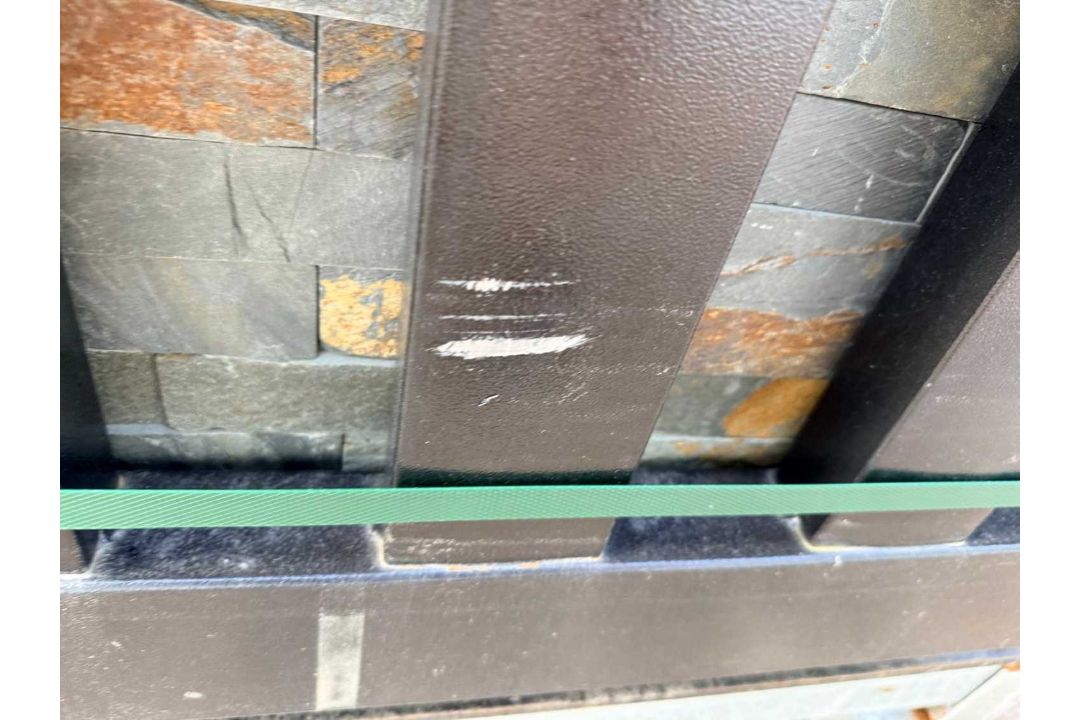 Unused 17ft Iron Double Swing Gates With Stone Effect Pillars (See Pictures Of Damage) - Image 12 of 16