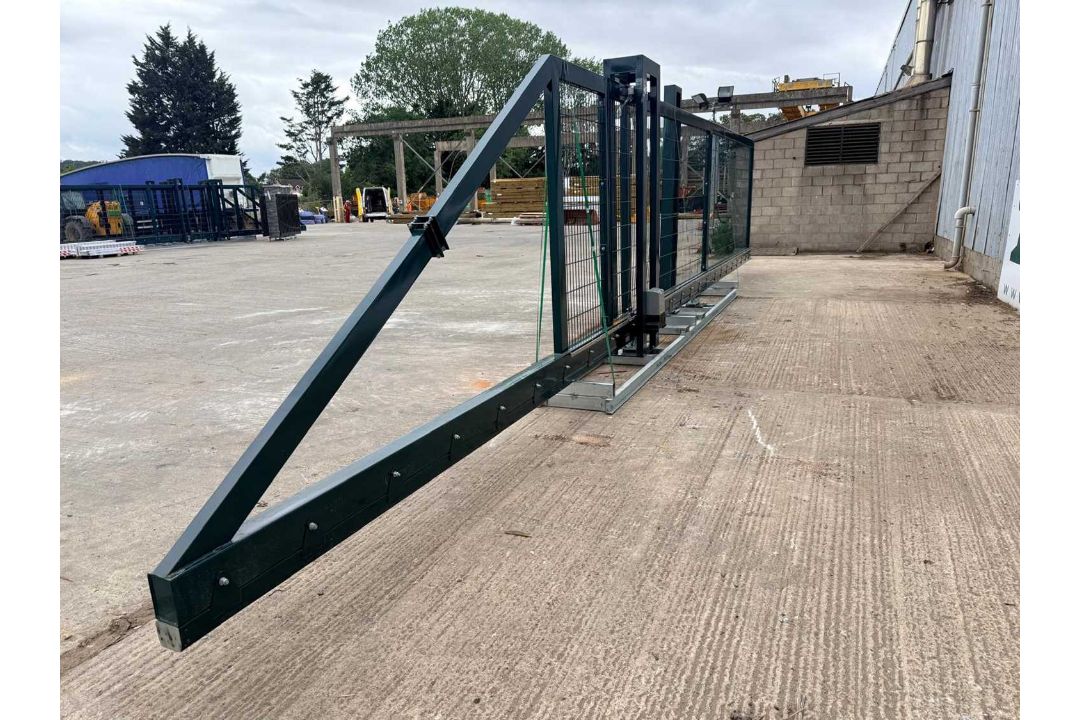 Unused 40' Mesh Cantilever Gate With Fobs & Keys (Green) Panel 10M x 2.1M - Image 4 of 12