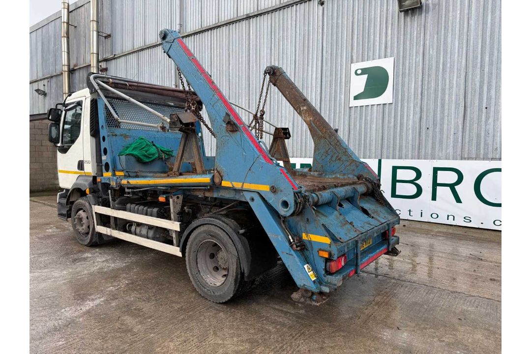 2016 , 15T Volvo FL 250 Skip Lorry, Manual Gear Box, A/C, Roll Over Sheet ( Reg Docs Available. Test - Image 3 of 26