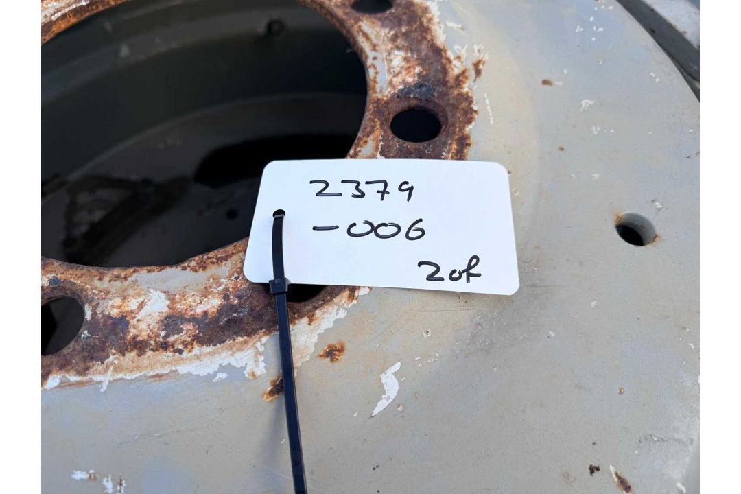 Pair Of Row Crop Wheels & Tyres 14.9 R46 - Image 8 of 8