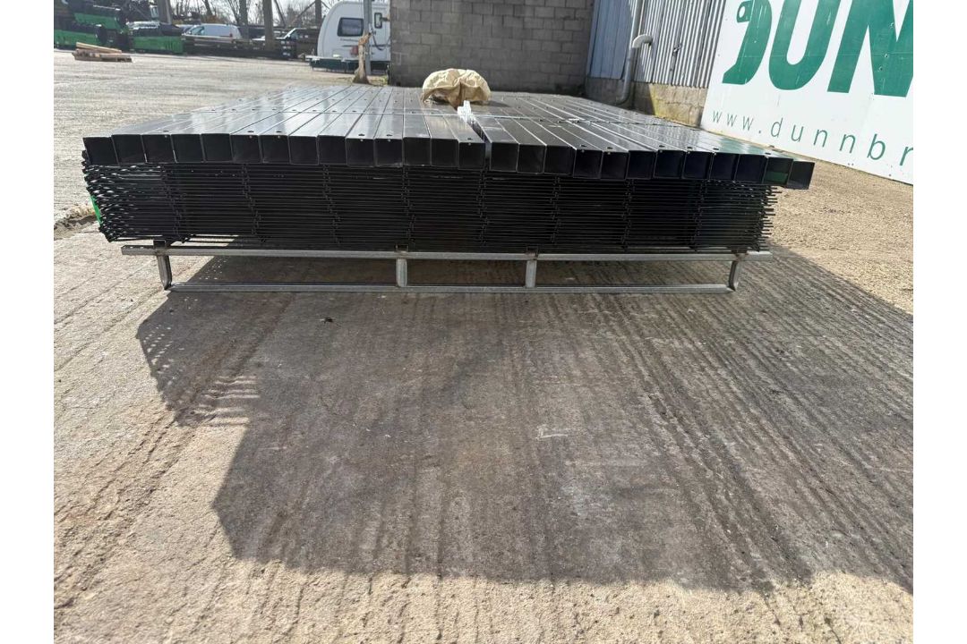 Unused Double Wire Security Fencing 1.8M X 2M, 25 Panels & 26 Posts & Fixings (Black) - Image 5 of 7