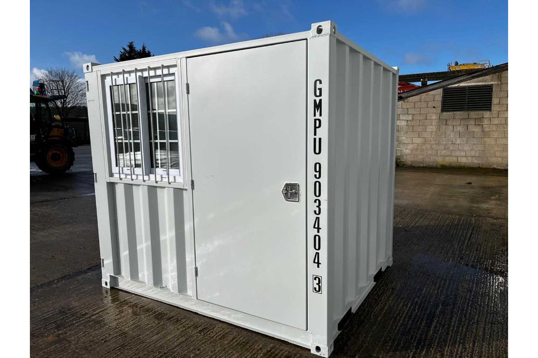 Unused 7ft Container with Window & Side Door - Image 4 of 9