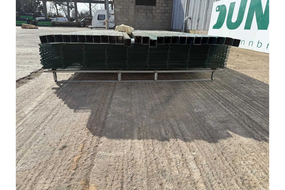 Unused Double Wire Security Fencing 1.8M X 2M, 25 Panels & 26 Posts & Fixings (Green) - Image 5 of 7