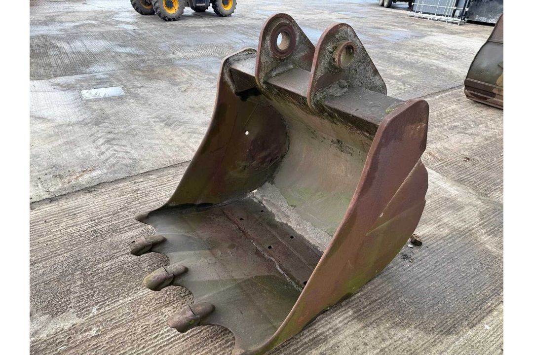 62" Bulk Bucket On 110MM Pins To Suit 30 - 50T Excavator - Image 5 of 6