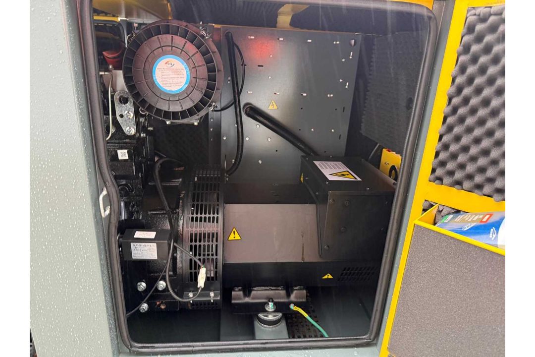 Ashita AG3 -70E ,70KVA Silent Generator, 3 Phase, 4 Cylinder Engine - Image 11 of 12