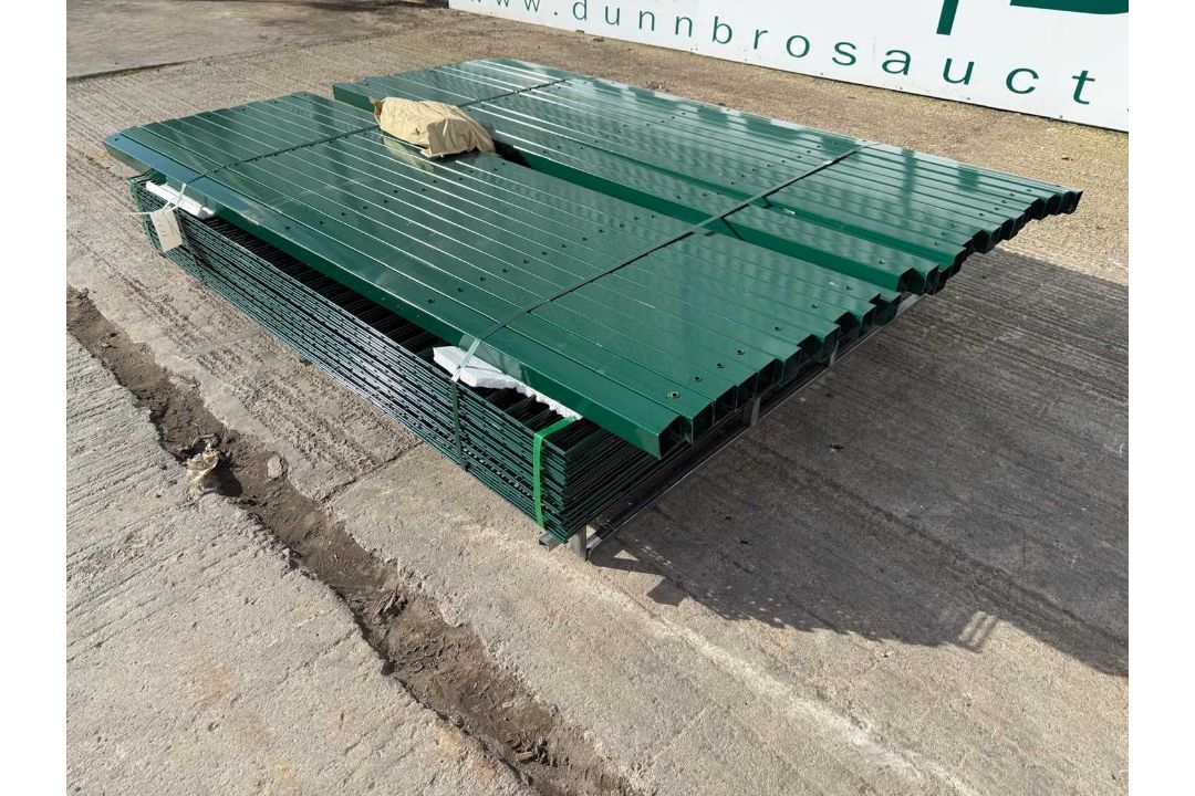 Unused Double Wire Security Fencing 1.8M X 2M, 25 Panels & 26 Posts & Fixings (Green) - Image 4 of 7