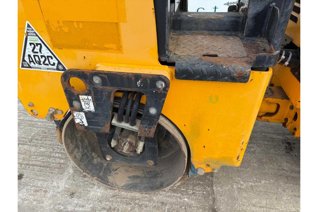 2017 JCB VMT160-80 Double Drum Vibrating Roller. Roll Bar, Work Lights. - Image 11 of 17