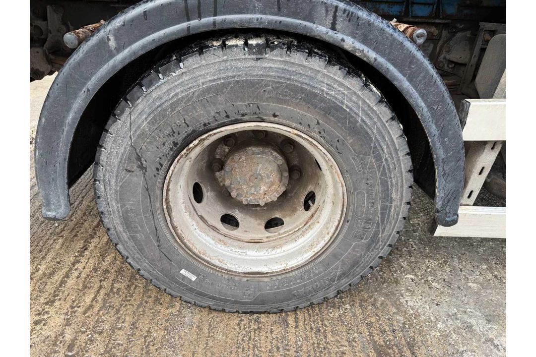2016 , 15T Volvo FL 250 Skip Lorry, Manual Gear Box, A/C, Roll Over Sheet ( Reg Docs Available. Test - Image 10 of 26