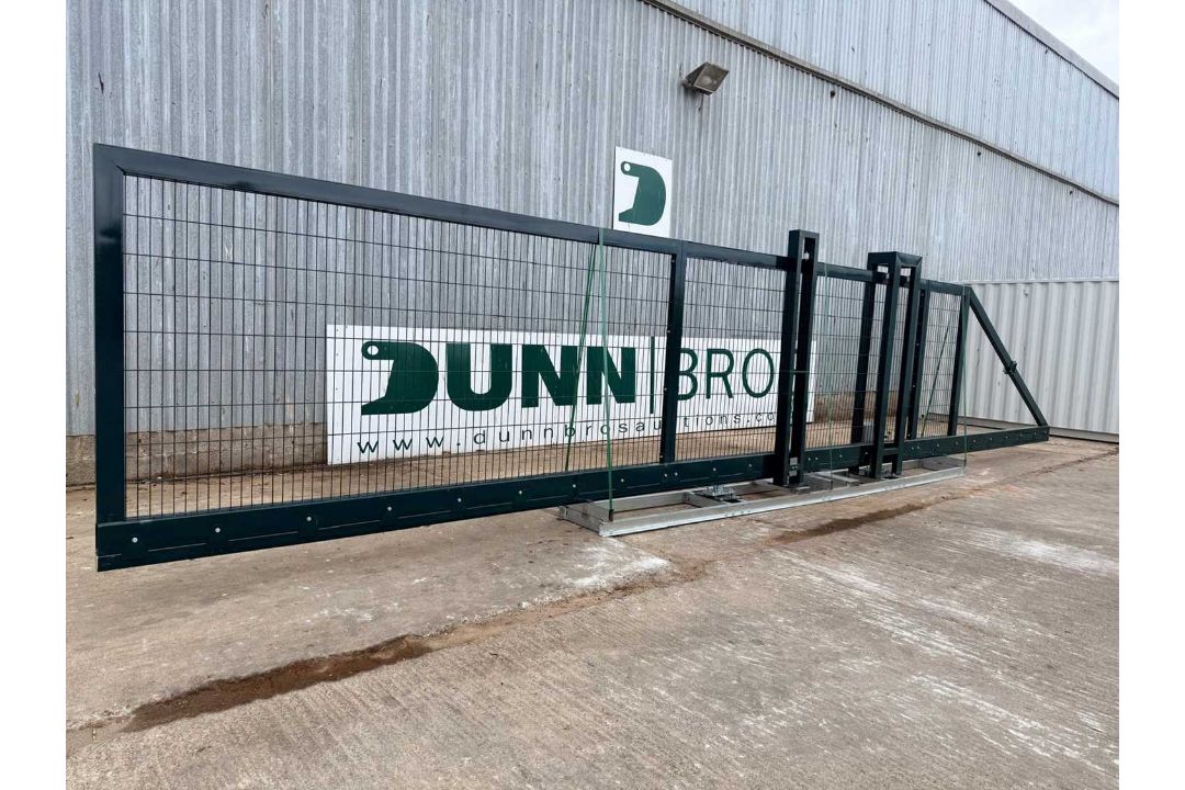 Unused 40' Mesh Cantilever Gate With Fobs & Keys (Green) Panel 10M x 2.1M - Image 1 of 12