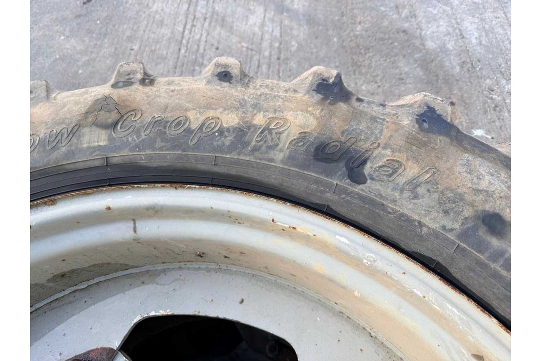 Pair Of Row Crop Wheels & Tyres 14.9 R46 - Image 7 of 8