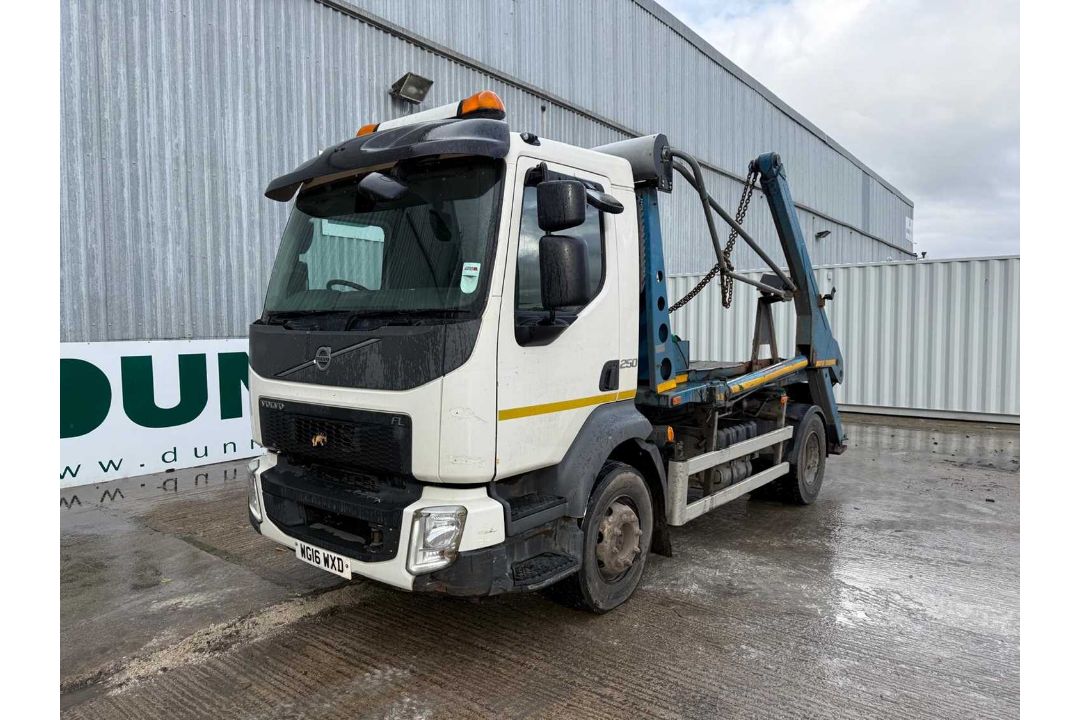 2016 , 15T Volvo FL 250 Skip Lorry, Manual Gear Box, A/C, Roll Over Sheet ( Reg Docs Available. Test - Image 1 of 26